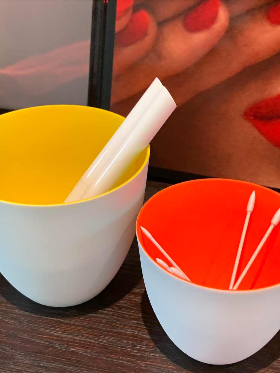 PORCELAIN BRUSH HOLDER (sml / lrg)